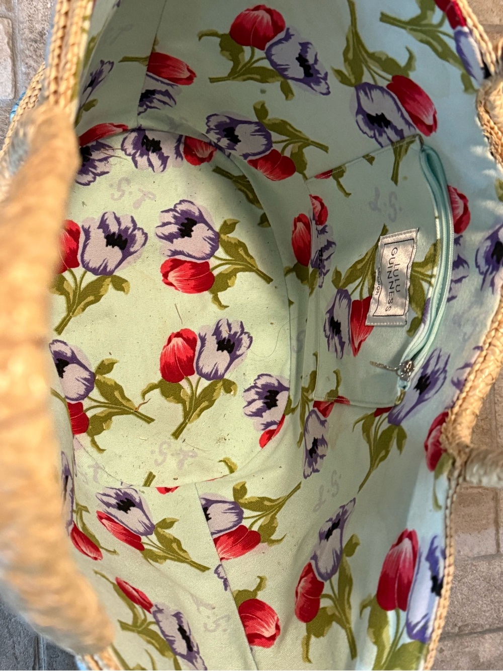 Straw tote /with Multicolor Tulip Embroidery - Picture 2 of 3